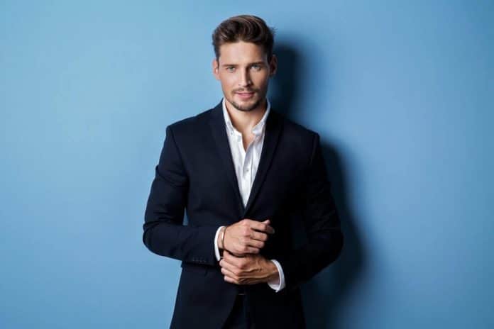 8 Men’s Shirts To Wear With Black Suits