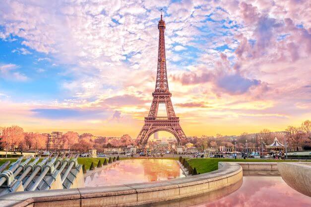 eiffal tower paris