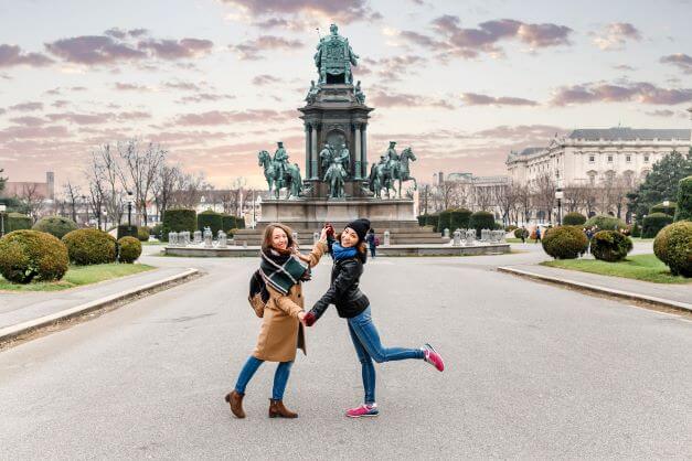 girls on city break to europe