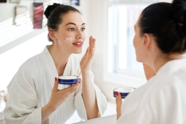 home facial skin rehydration