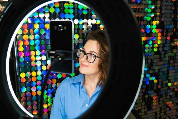 Instagram stories for fashion brands