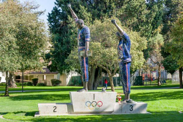 A statue now remembers the iconic image from Mexico 68