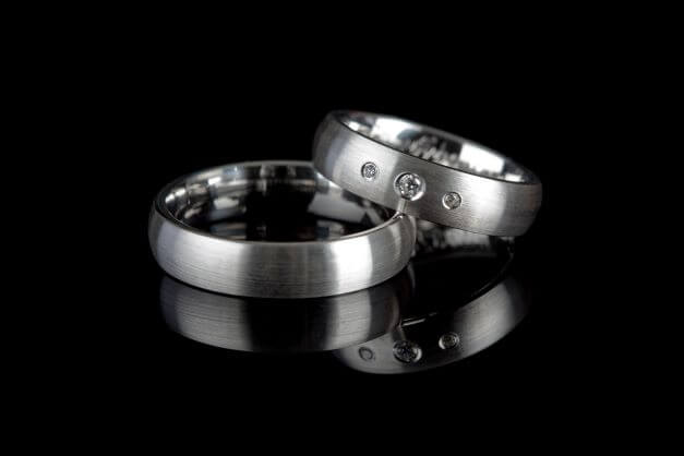 wedding band with diamond
